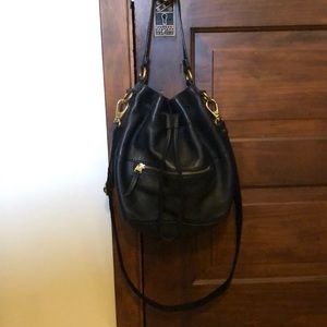 Fossil bucket crossbody